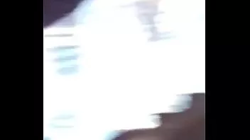 Afspelen Hete moeder laat zoon haar bruin zien terwijl hij haar stiekem filmt