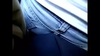 Play Encoxada (rubbing dick on a girl at a concert)