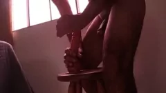 play Pasangan Emo Menjadi Intim dengan Kontol Karet Besar, Menikmati Air Maninya Sendiri