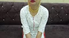 play Üvey Kardeşlerin Yasak Tutkusu: Desi X-Rated Karşılaşma