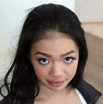 Pornstar Paisley Paige