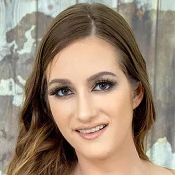 Bintang porno Nadia Noja