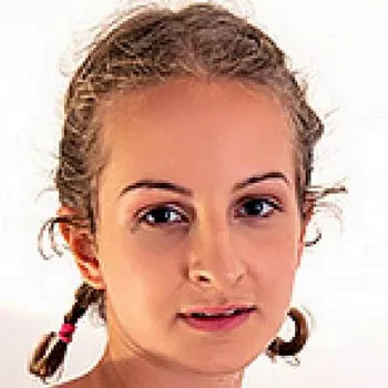 Pornstar Lylyta Yung