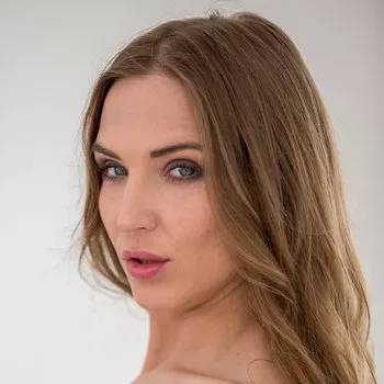 ポルノスター Nicole Pearl